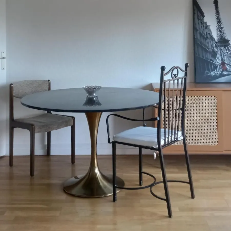 Studio 30M Avec Balcon Et Parking, Casa Lyon Apartment