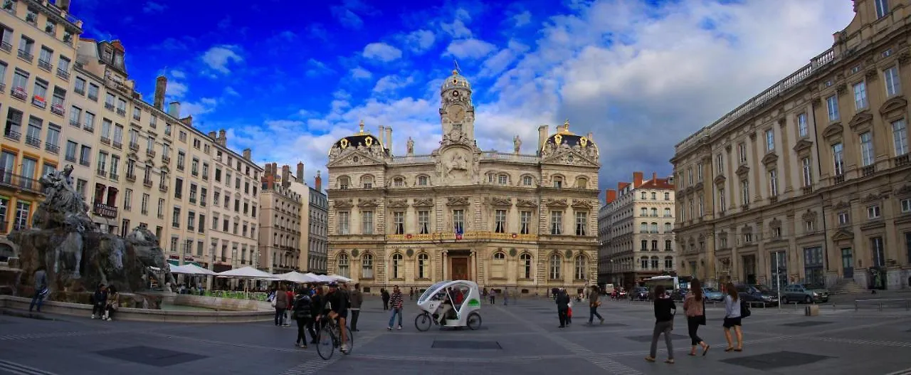 Studio 30M Avec Balcon Et Parking, Casa Lyon Apartment 0*,
